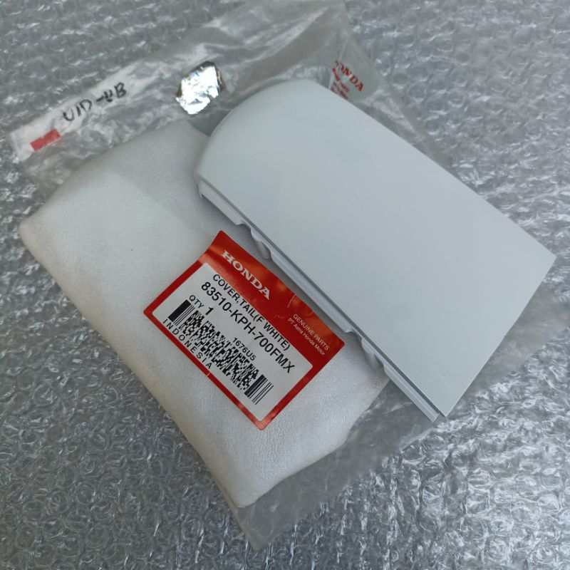 COVER TUTUP SAMBUNGAN BODI BODY BELAKANG HONDA SUPRA X 125 X125 PUTIH ORI AHM 83510-KPH-700FMX