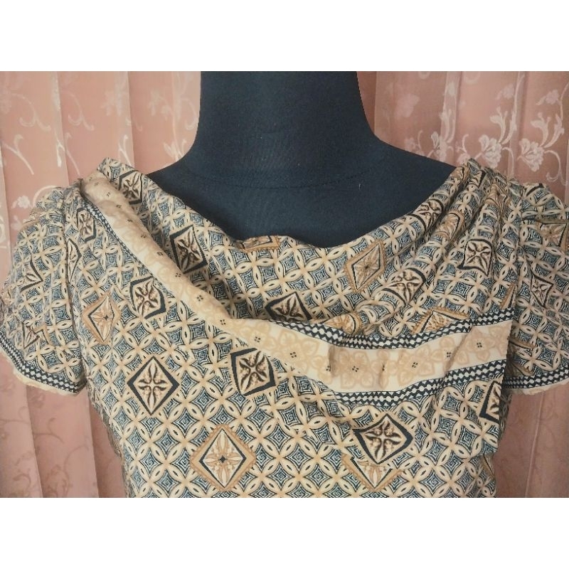[Preloved] Dress Batik Modern Unik