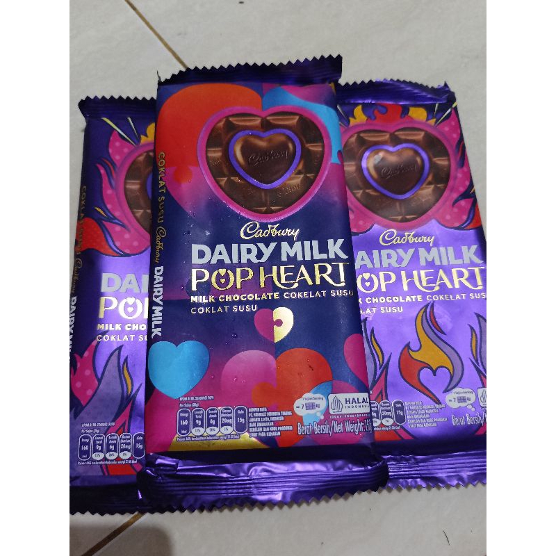

cokelat Cadbury Dairy milk pop heart uk 150 gr