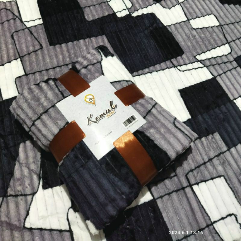 Selimut Kemul Mama Motif Jumbo