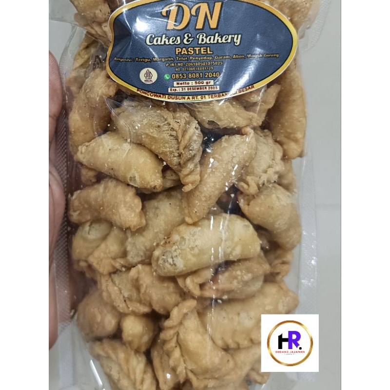 

cemilan pastel / snack / jajanan / makanan ringan