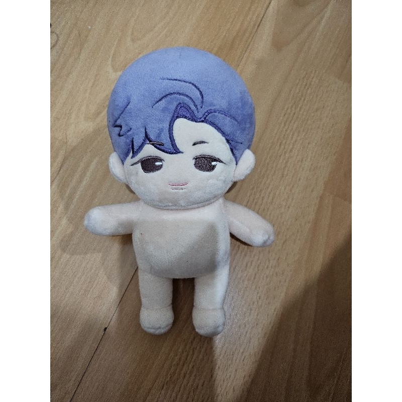 Wanna one purple hair Kang Daniel 20cm doll (NEW)