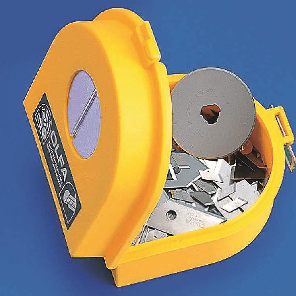 

OLFA Tempat Sampah Cutter Blade DC2 Disposal Case