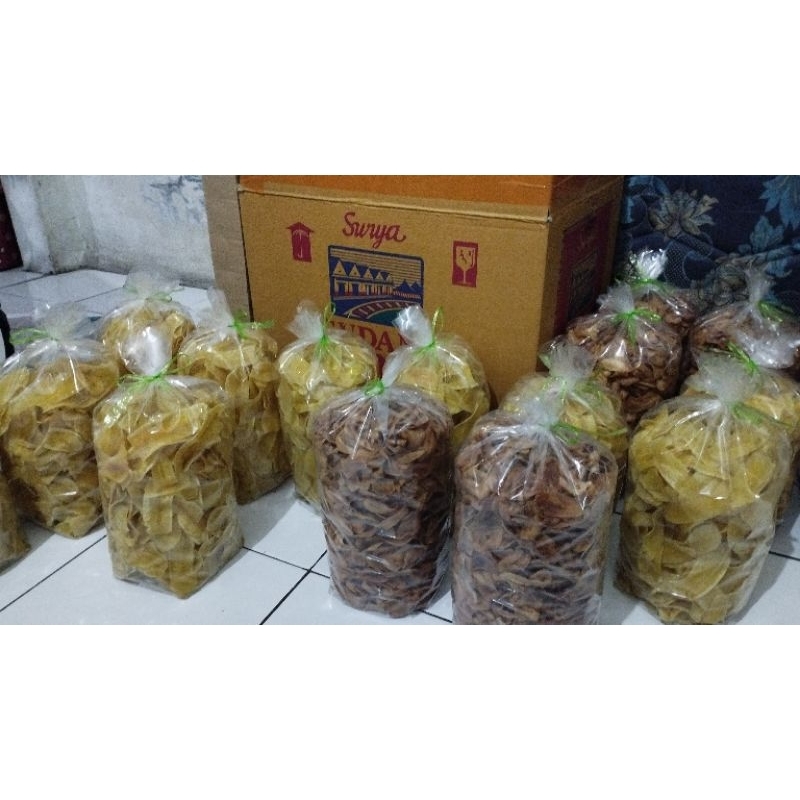 

keripik pisang gurih / manis kering asli cilacap