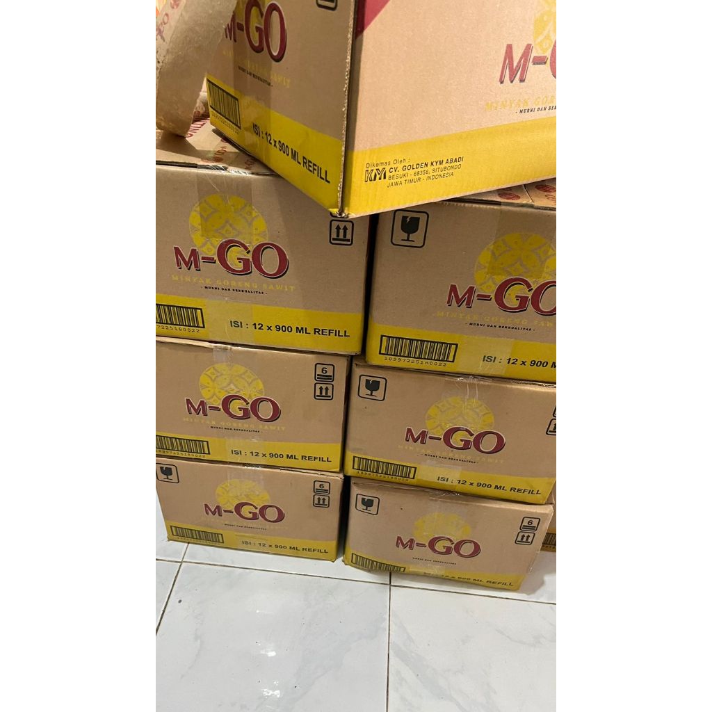 

minyak refil m-go 900ml (1 karton)