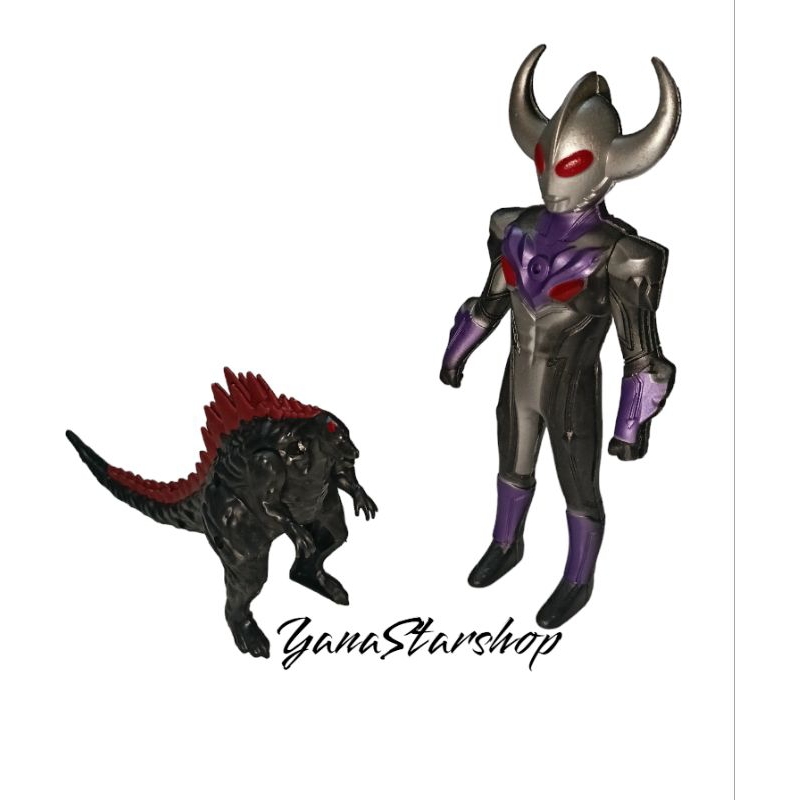 MAINAN ROBOT ULTRAMAN MONSTER KANTONG