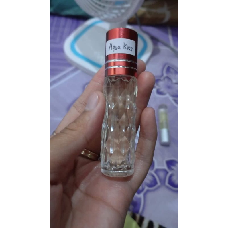 Parfum oles Aqua Kiss tanpa alkohol,Parfum roll on Aqua Kiss tanpa alkohol,Parfum oles tanpa alkohol