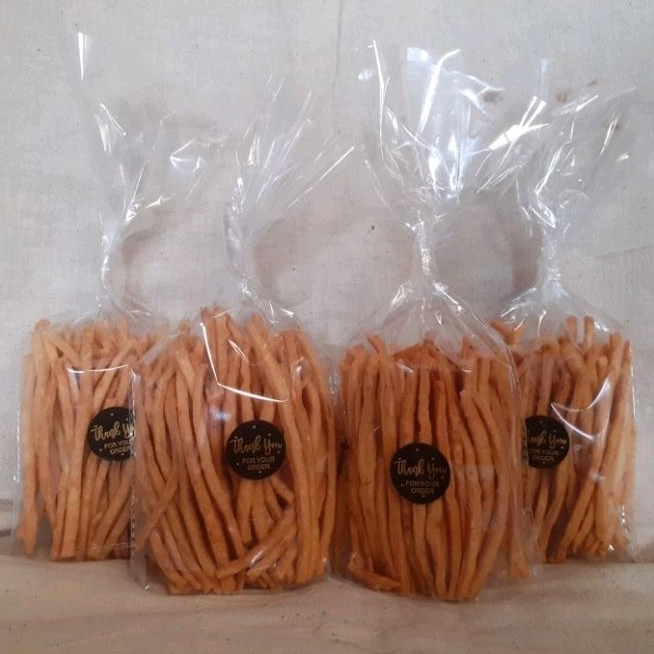 

Stick Bawang/Garlic Stick snack gurih renyah cemilan enak
