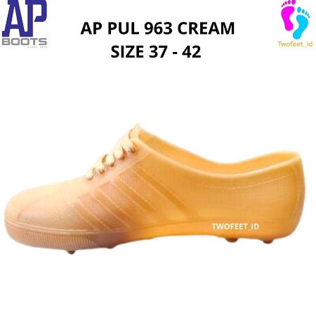 Dijamin Ori Sepatu Karet AP Boots Multi Fungsi AP PUL BOLA 963 Cream  AP Boot SEPATU PETANI  BERKEBU