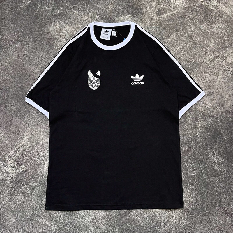 Kaos Adidas Slaughter to prevail