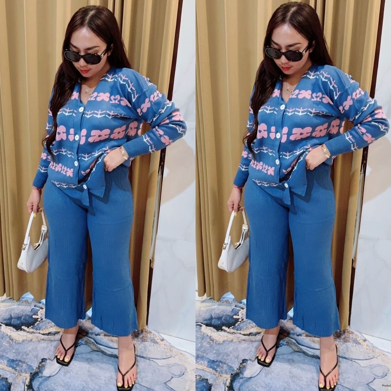 Grosir Natalia | Elly Set Atasan dan Bawahan Motif Bunga Bahan Rajut