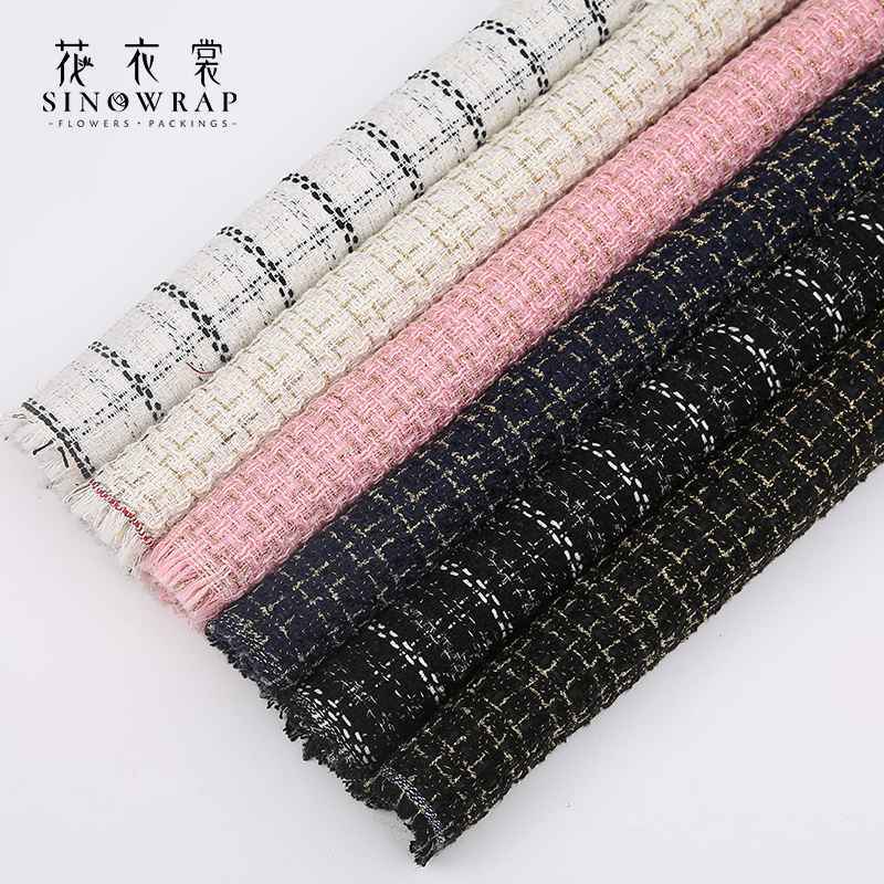 

Korean Tweed Wrapping Plain/Pearl Round Bouquet