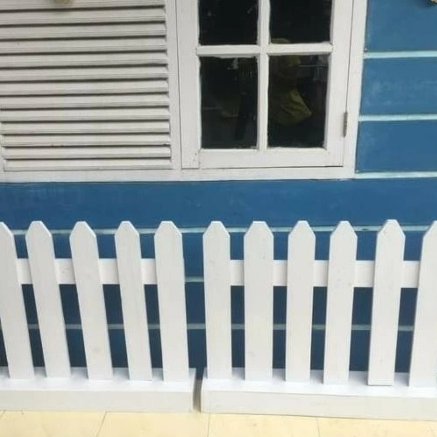 Pagar teras minimalis