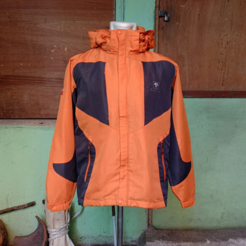 BLACKYAK JAKET OUTDOOR GUNUNG SECOND ORIGINAL