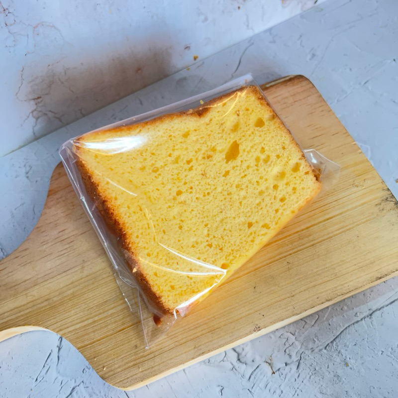 

Jajanan Kue Bolu Chiffon Sunkist / Jeruk 1Pc