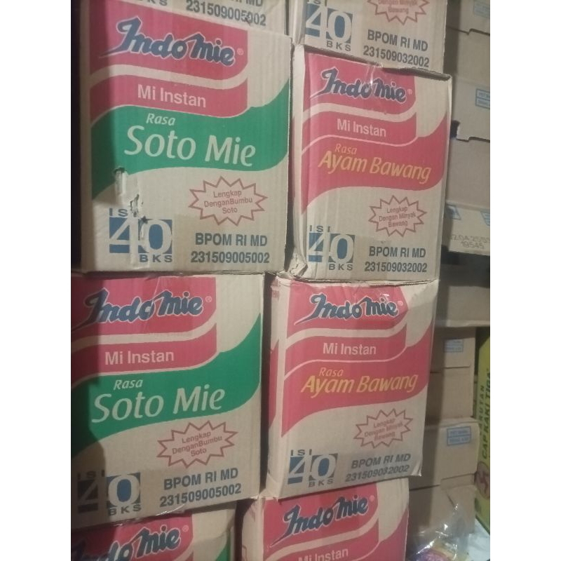 

indomie ayam bawang ,soto 1karton isi 40pcs