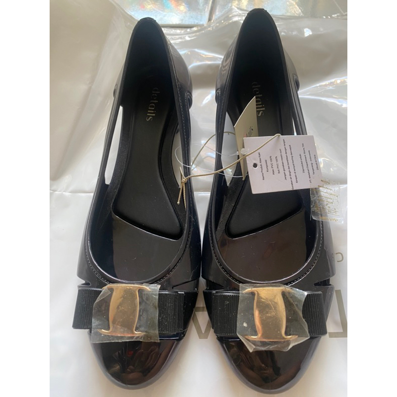 NEW Details Sepatu Wanita