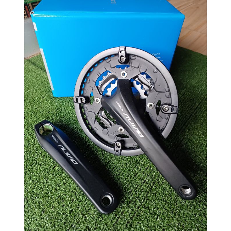 Crankset SHIMANO ALIVIO T4060 3x9 Speed 44-32-22T 170mm Malaysia New