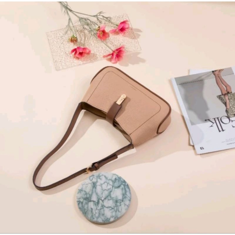 PRETTYZYS - Cecilia Bag - Tas selempang -Tas Import - Tas Fashion - Tas jinjing wanita