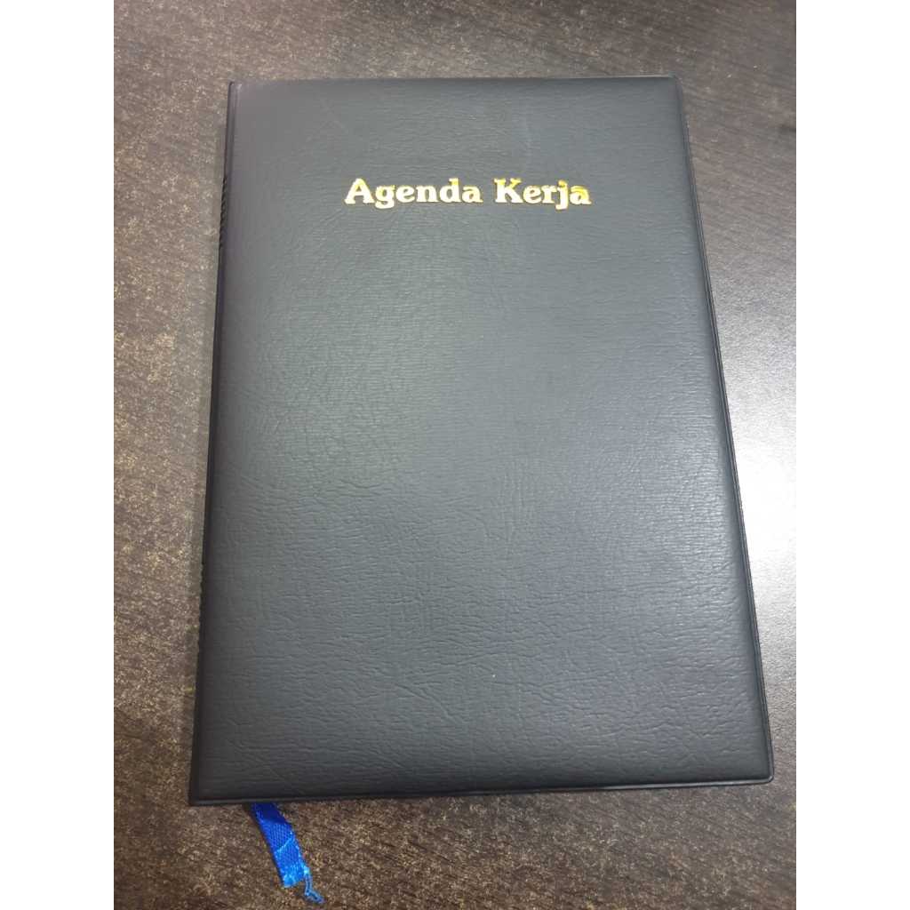 

Agenda Kerja Erica Polos Tebal Classic Professional Design Notebook Erica