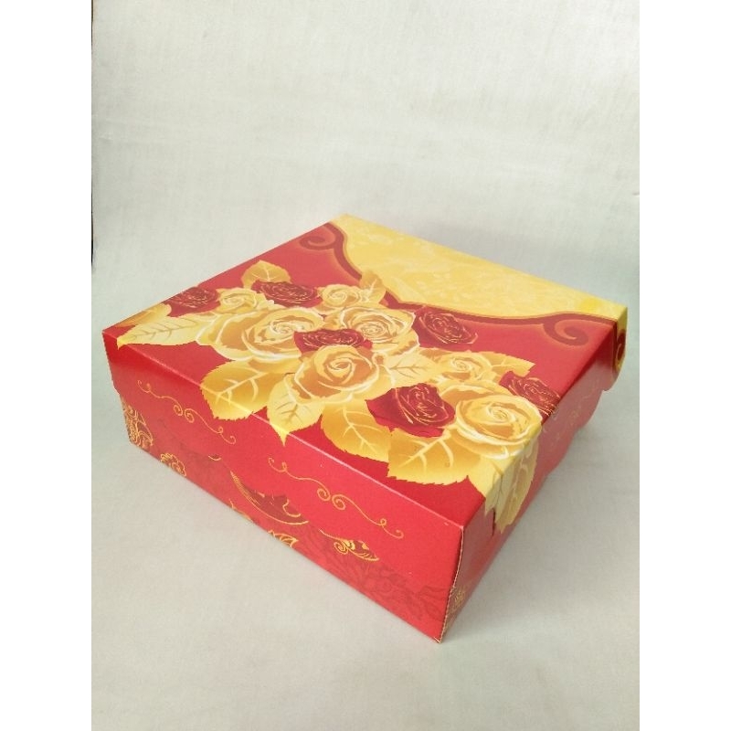 

DOS NASI MOTIF / KOTAK NASI MOTIF 18 X 18 / ISI 10 PCS