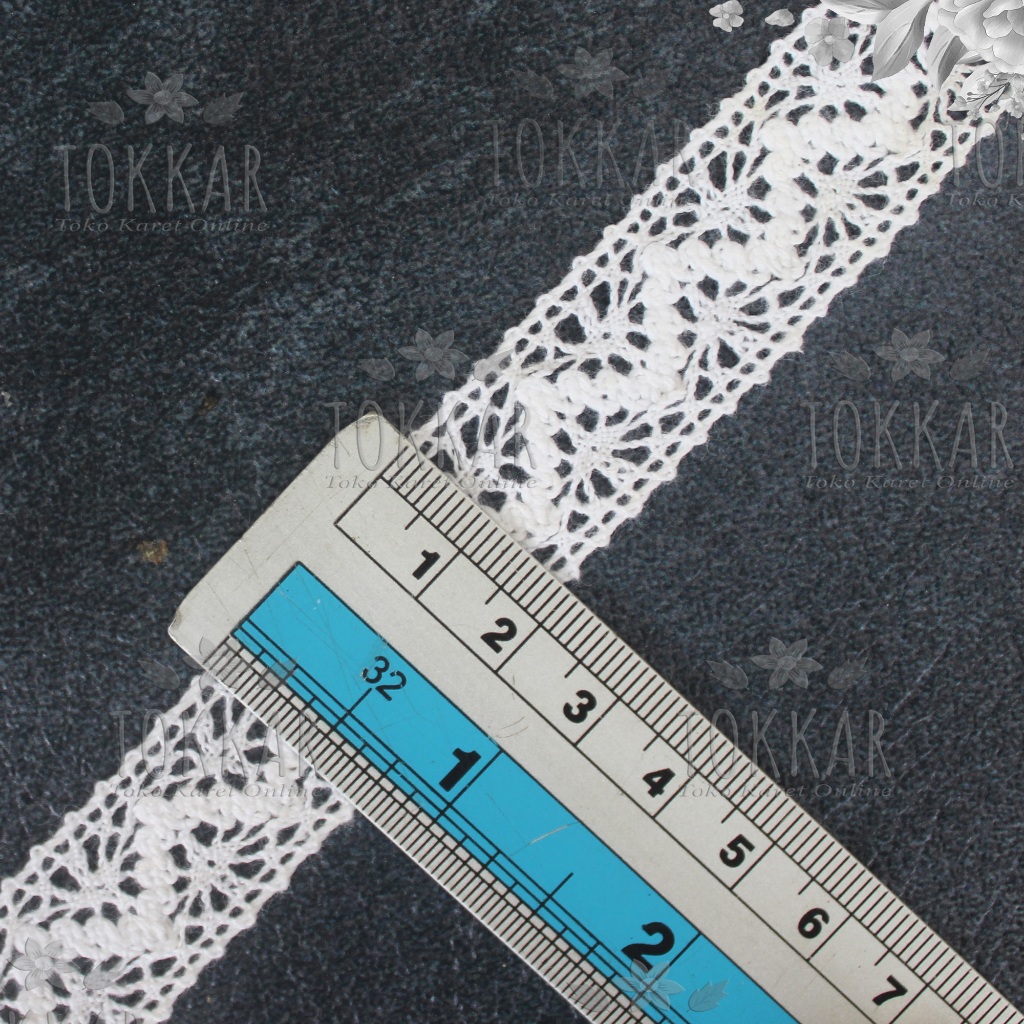 (Per Meter) RDR748 Renda Rajut Tengahan Motif Cantik Putih Lebar 2Cm