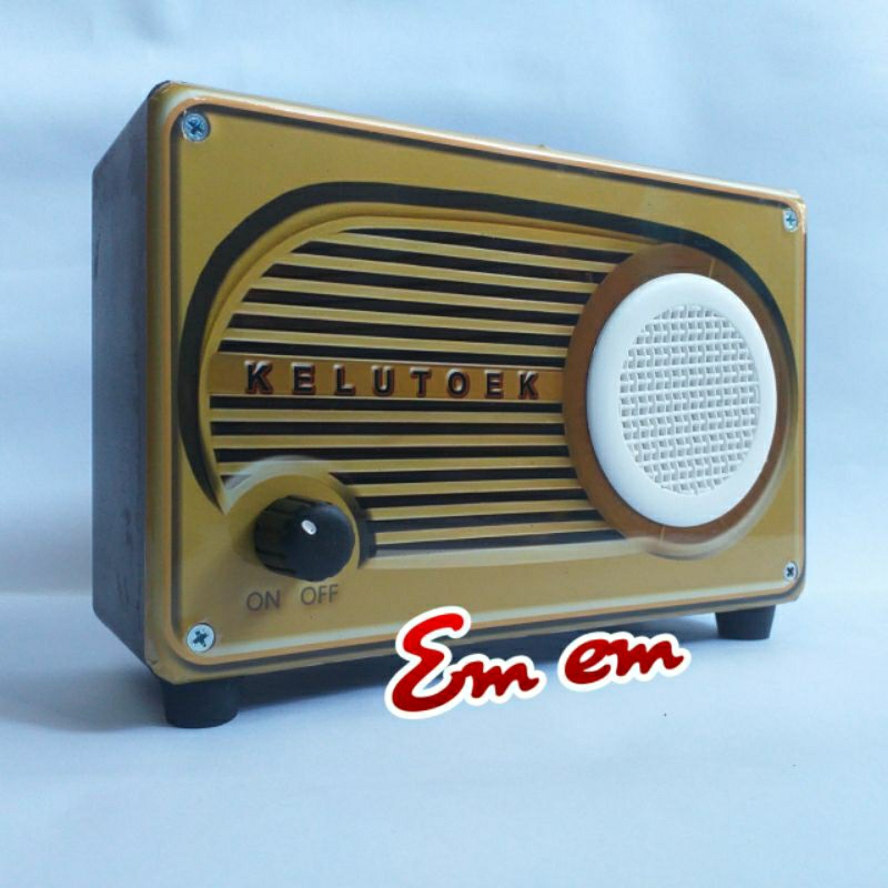 celengan model radio jadul vintage retro