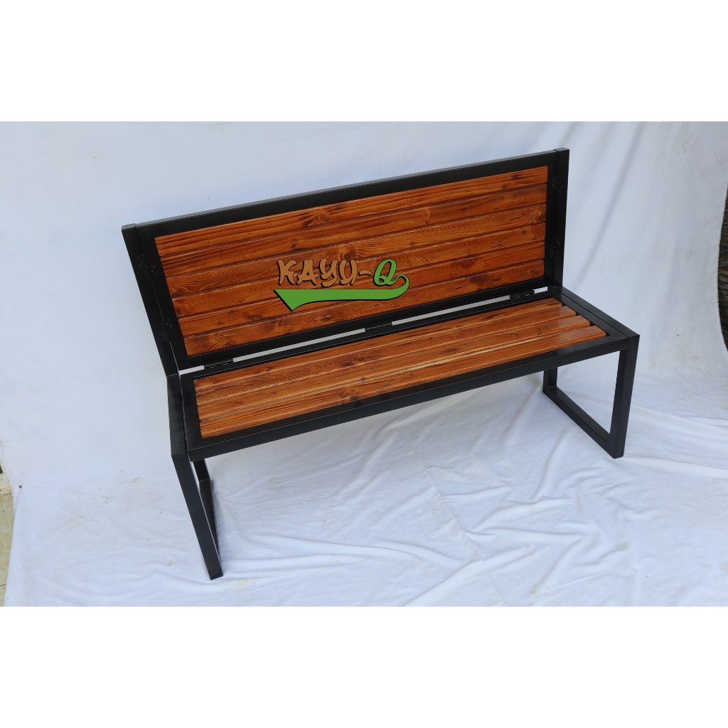 BANGKU SANTAI TAMAN LIPAT – KAYU SOLID RANGKA BESI | OUTDOOR MINIMALIS
