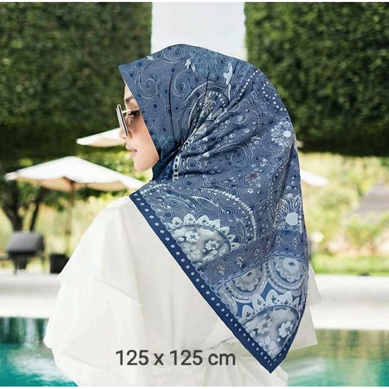 LANIYAA SYARI DENIM MUDA - JILBAB SEGI EMPAT VOAL SUBLIM VOAL PRINTING LASERCUT