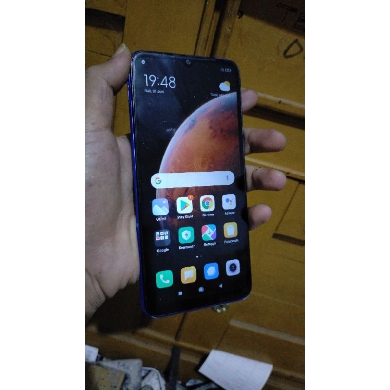 REDMI 9A RAM 2/32GB SECOND LECET PAKEAN WAJAR HP SECOND