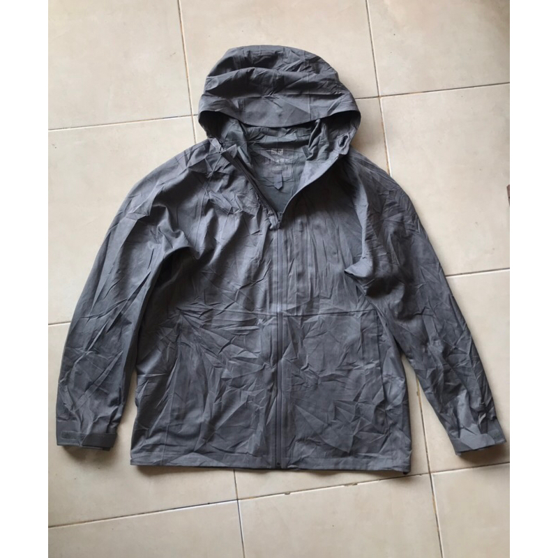 uniqlo blocktech size L-XL abu