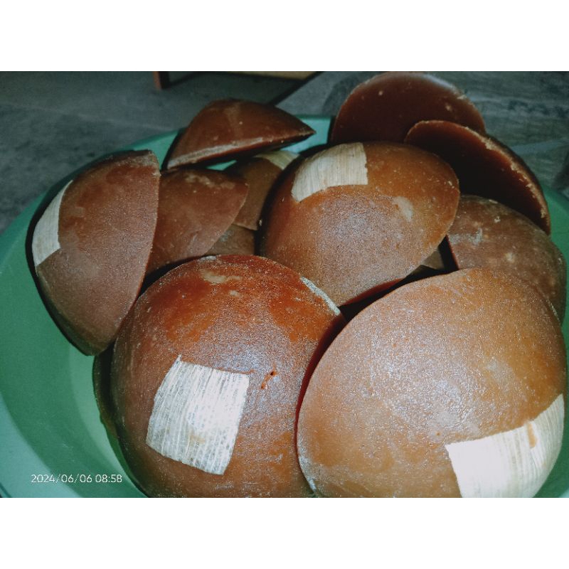 

Gula aren asli 100% homemade ( isi 5 biji )