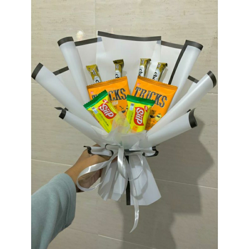 

buket snack mini buket jajan kecil buket jajan wisuda