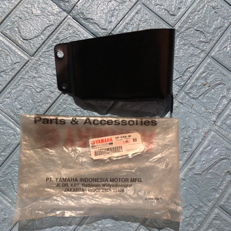 (KD/4/6) COVER BAWAH MESIN/PENGAMAN DINAMO STARTER YAMAHA JUPITER Z ORIGINAL YGP (KODE PART 5TP-E543