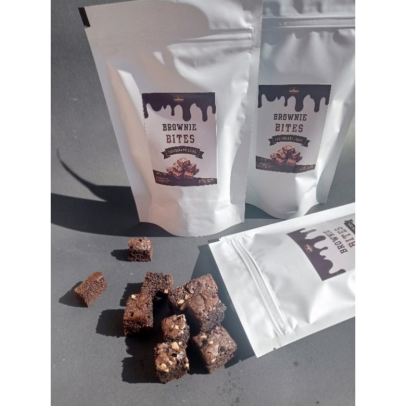 

BROWNIE BITES/FUDGY BROWNIES BITES