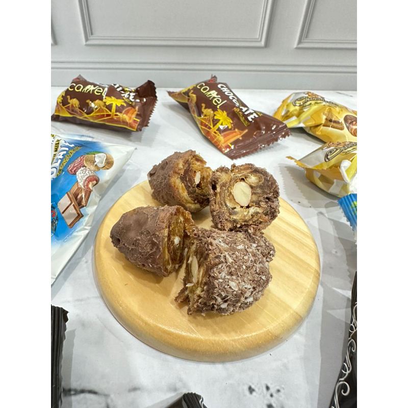 

QH Coklat Kurma Almond Made in UAE Dubai Original Mix Varian Rasa Oleh Oleh Haji dan Umrah