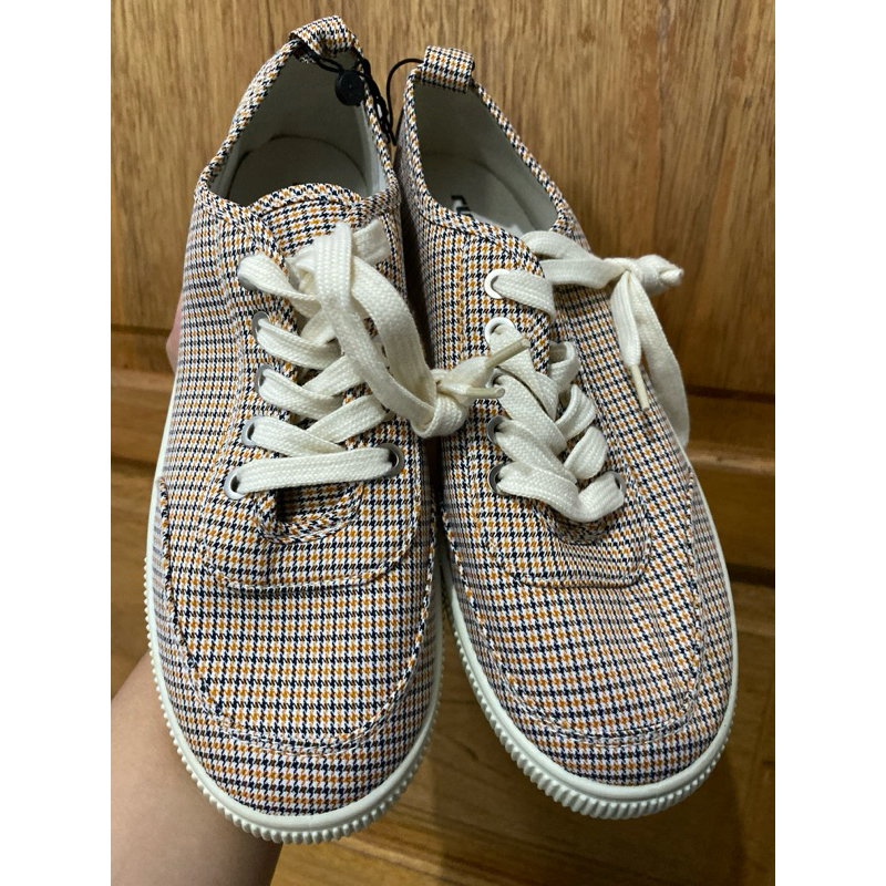 READY sepatu kotak kecil rubi 100% ori counter