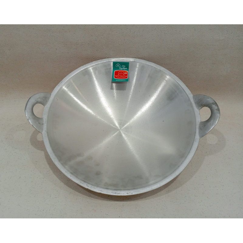 KUALI PENGGORENGAN / WAJAN PENGGORENGAN / WAJAN KUALI PENGGORENGAN / WAJAN KUALI ALUMUNIUM CAP TIGA 