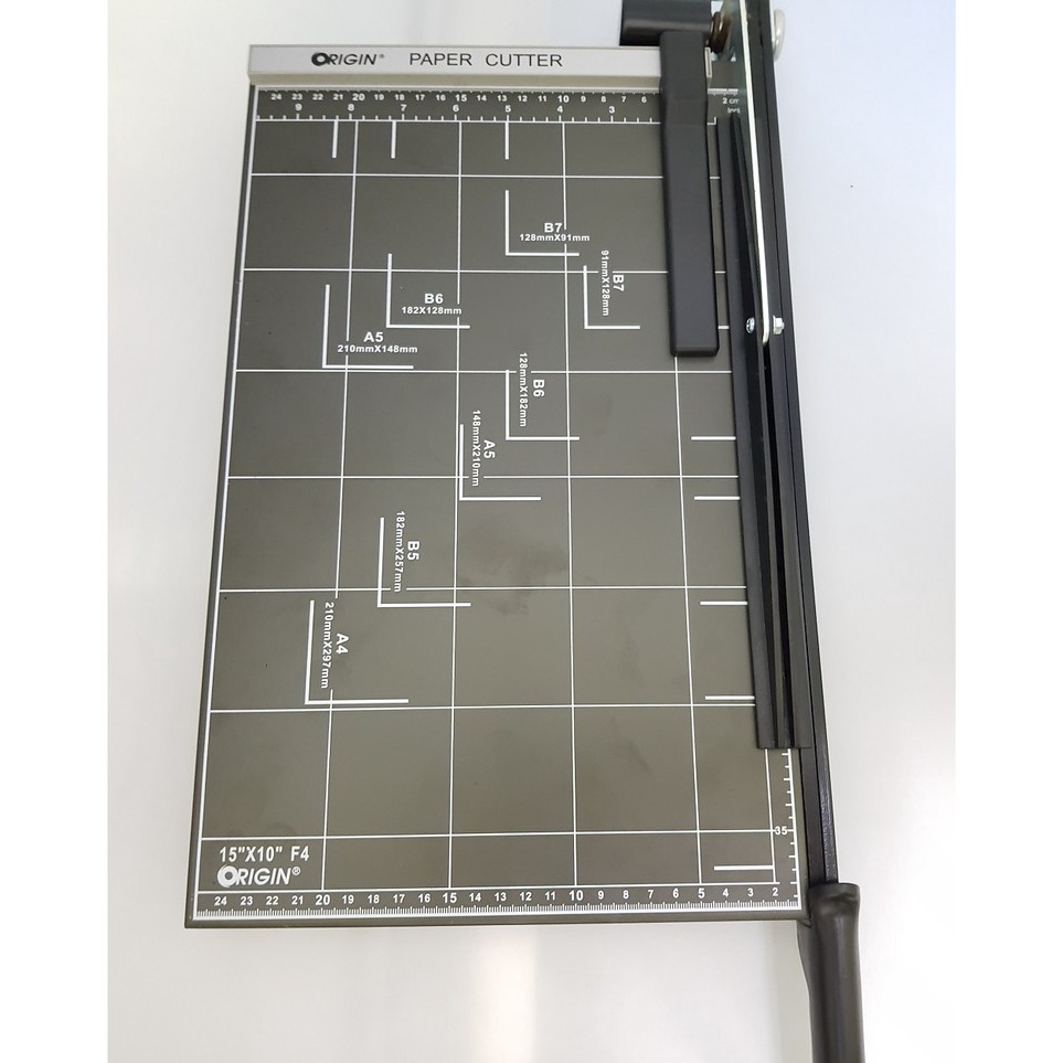 

KODE J56R ALAT PEMOTONG KERTAS PAPER CUTTER UKURAN F4 MERK ORIGIN