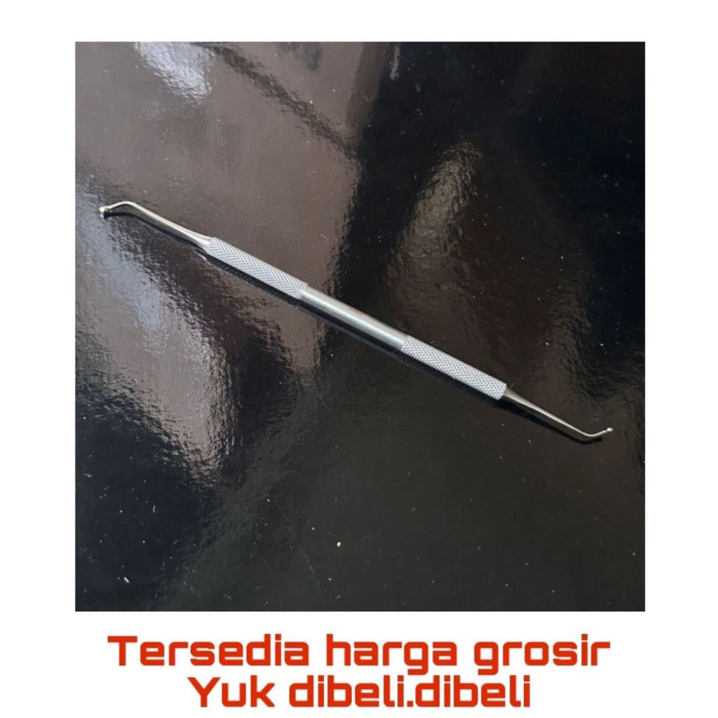 Dental dycal ball applicator