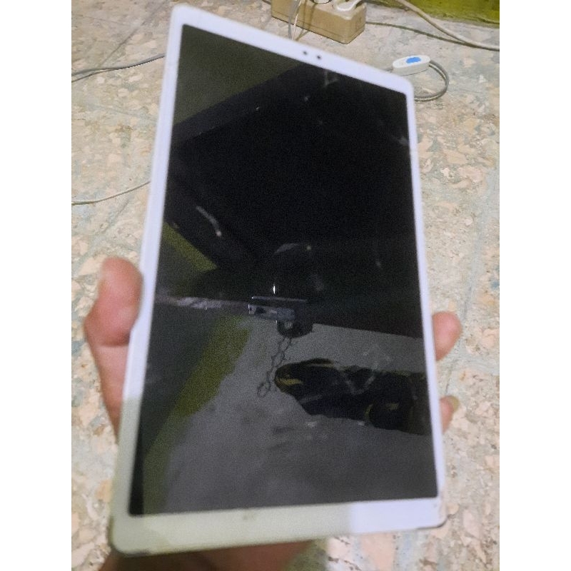Samsung Tab a7 lite T220 minus Lcd.