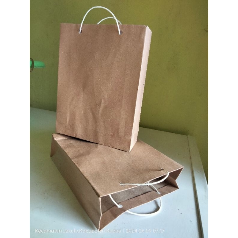 

PAPER BAG POLOS TANGGUNG TALI KERTAS
