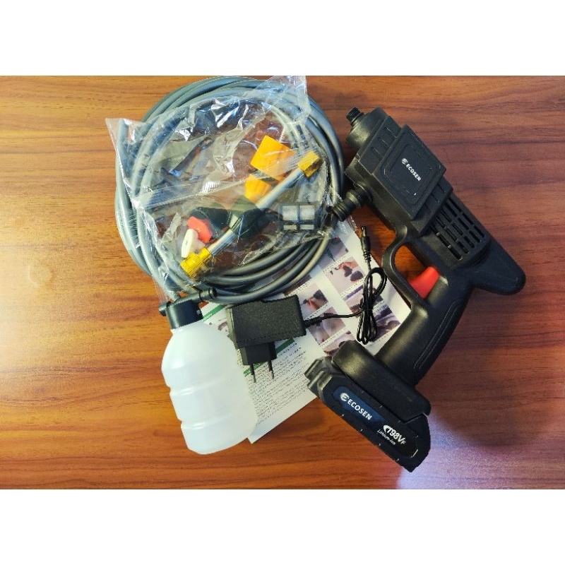 Alat Cuci Motor / Mobil Portable Baterai