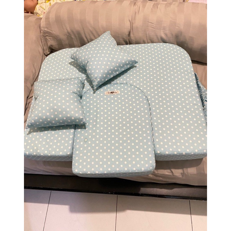 Nursing Pillow Bantal Menyusui Jumbo Anak Kembar Twins