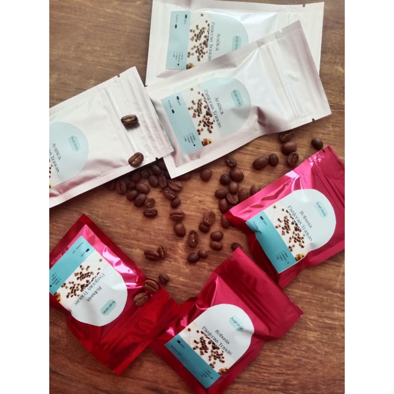 

Kopi Sachet Robusta dan Arabica Panjeran Trawas