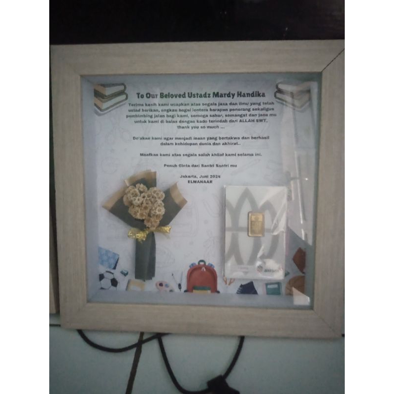 GRATIS 0.001 GR MINIGOLD /BABY GOLD/BIG GOLD/EMASIN/MINIGRAM PAKET BINGKAI frame 3D KADO ultah weddi