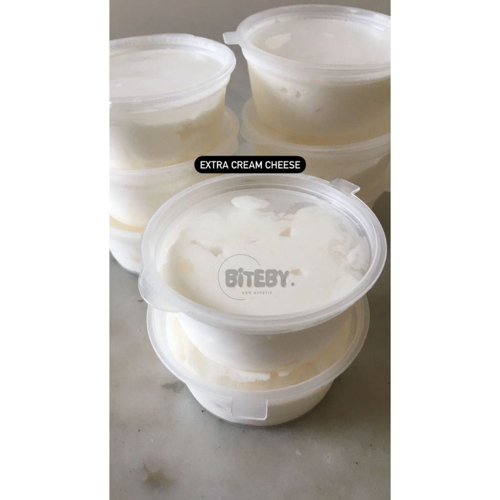 

Extra Dipping Cream & Crumbs BITEBY