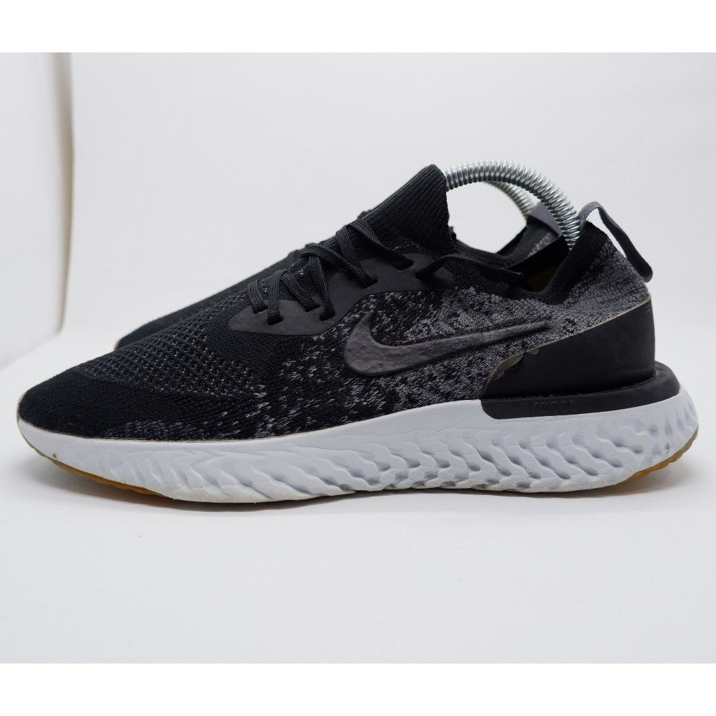 SEPATU BEKAS / SECOND SIZE 40 NIKE Epic React Flyknit 2 Men's Running Shoes 106