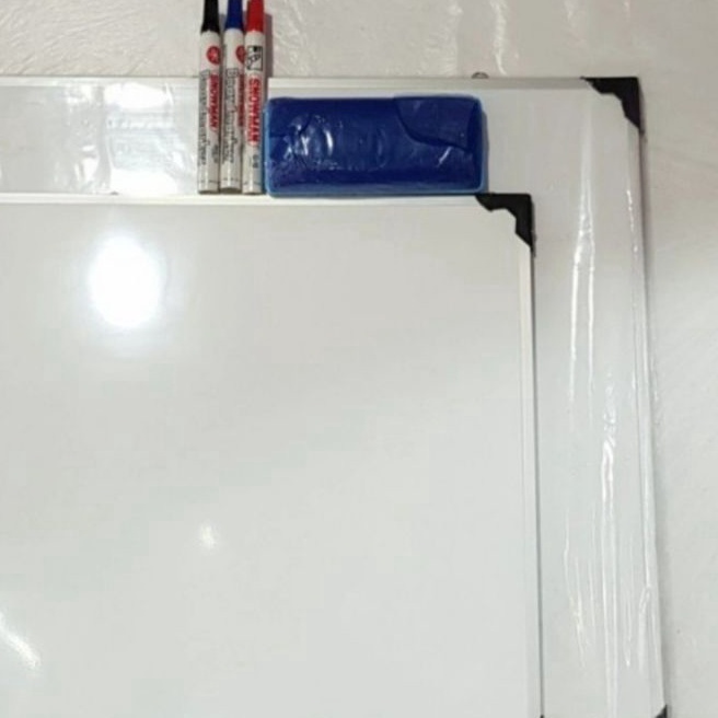 

KI3 Papan tulis whiteboard black 2 sisi