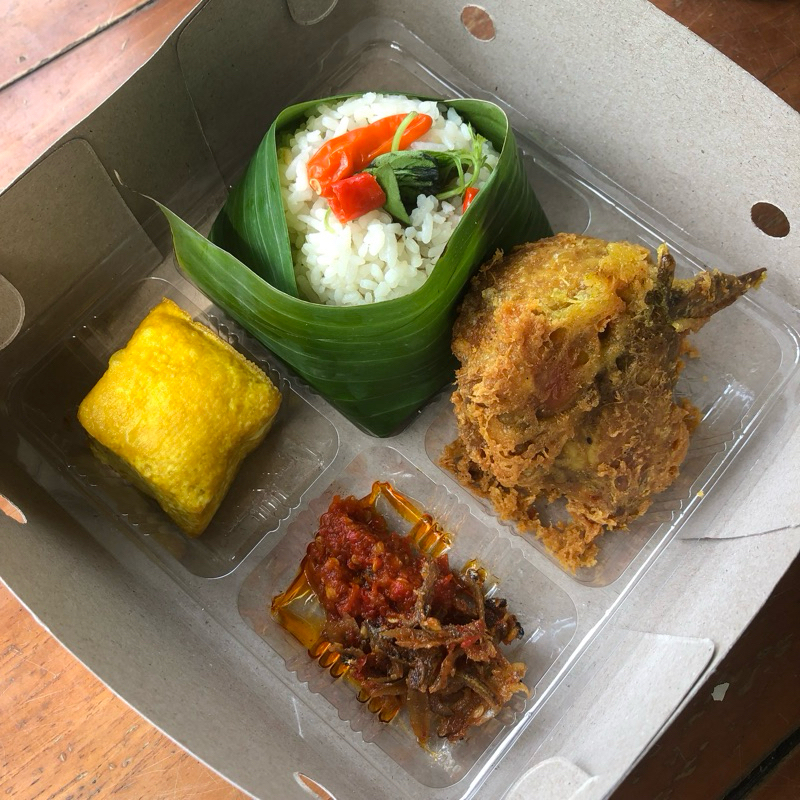 

Nasi Liwet Ayam Kremes Box
